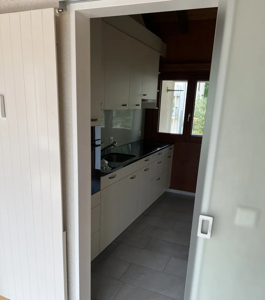 Attico di 2,5 Locali con Grande Terrazza & Vista Panoramica, Appena Ristrutturato