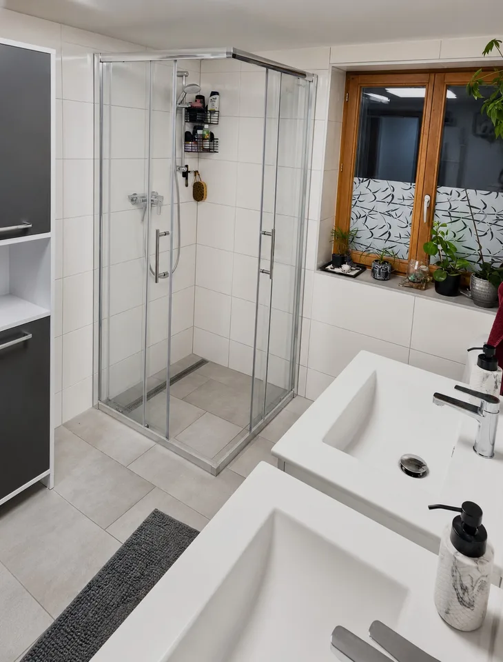 4.5-Zi.-Wohnung | Panorama, Balkon, Terrasse | Sauna | Strom & WLAN inkl. | Möblierung mgl.