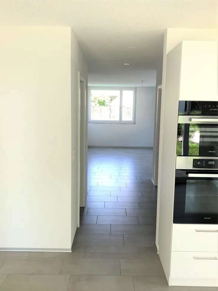 Neuwertige 3.5 Zimmer-Wohnung in gepflegter Liegenschaft