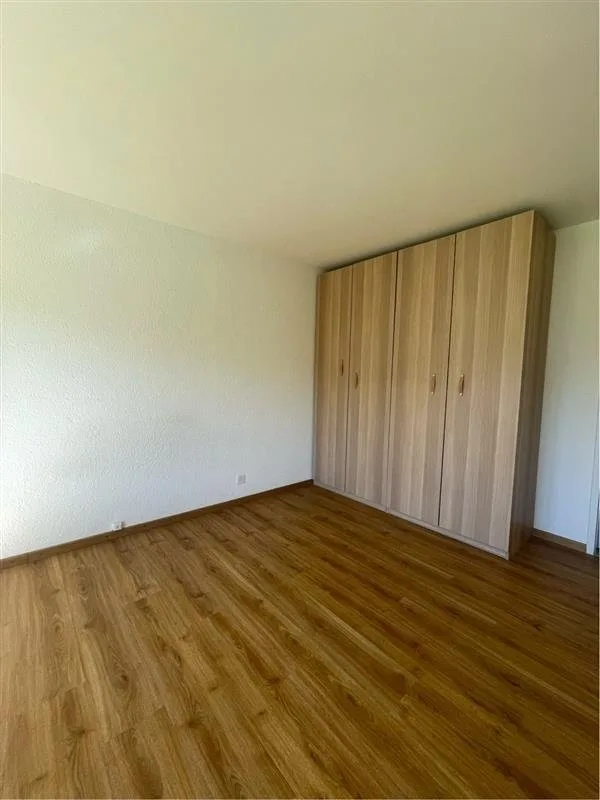 Befristete Wohnung in Zollikerberg!