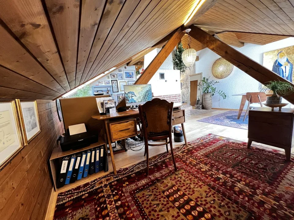 Charming Attic Apartment with Fireplace & Character