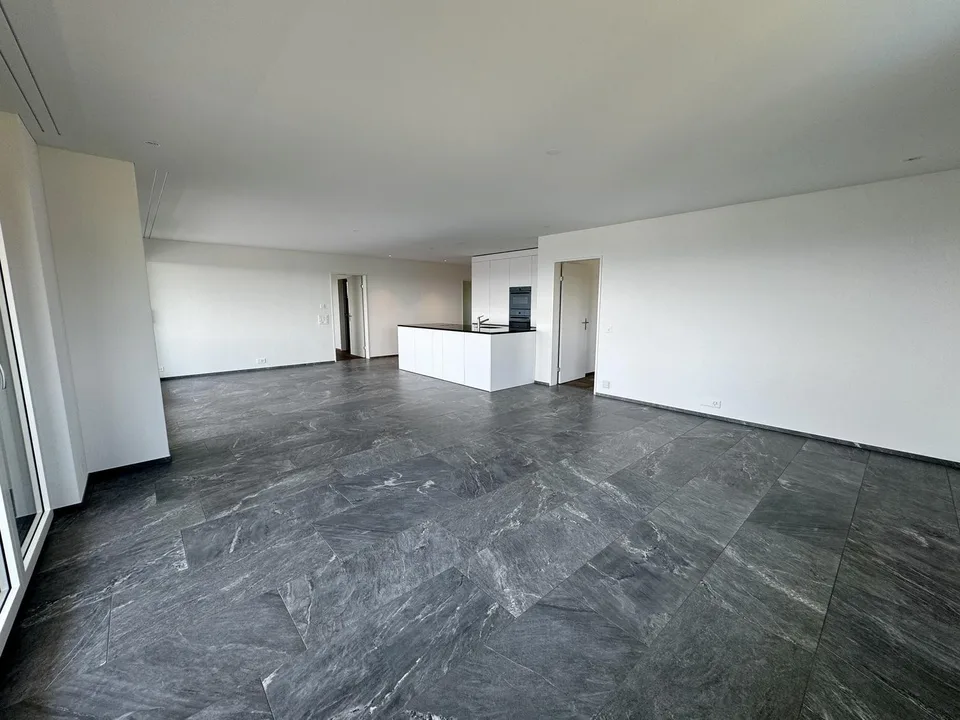 Moderne 5.5-Zimmerwohnung mit 33.5 m² Balkon – grosszügiges Wohnen in Schongau 148 m² Wohnfläche | 33.5 m² Balkon | Ländlich & modern