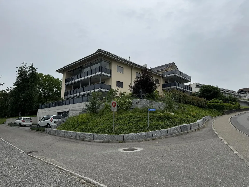 Moderne 5.5-Zimmerwohnung mit 33.5 m² Balkon – grosszügiges Wohnen in Schongau 148 m² Wohnfläche | 33.5 m² Balkon | Ländlich & modern