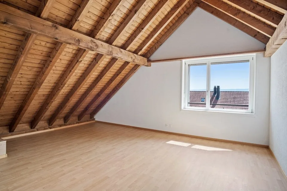 MIETEN OHNE KAUTION - Grosszügige Maisonette-Wohnung mit Fernsicht