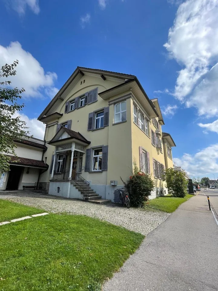 WG in alter Industriellenvilla
