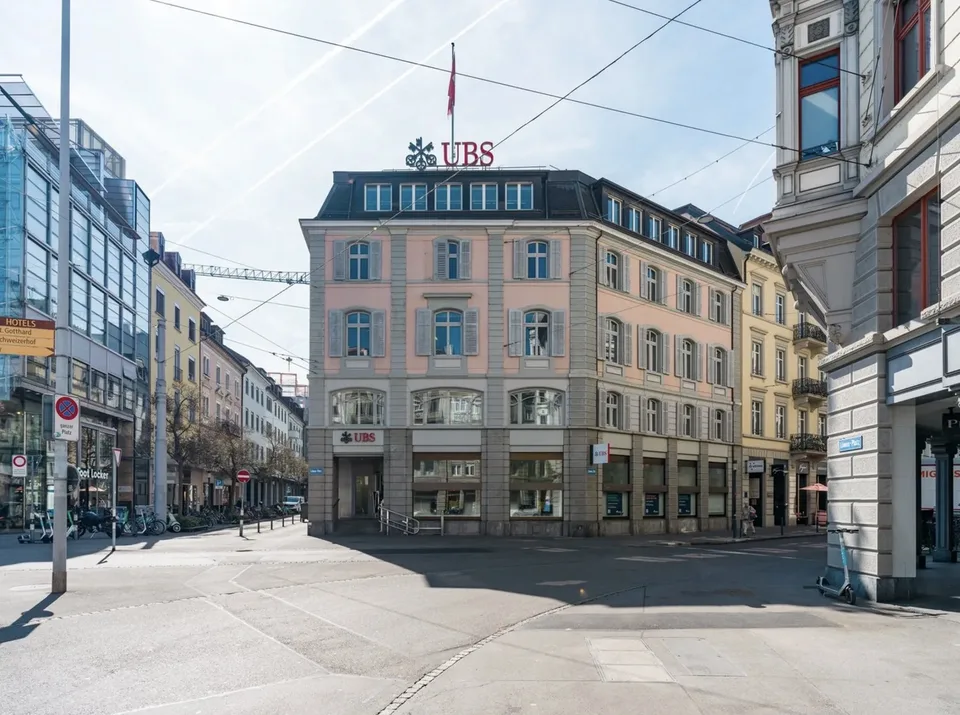 Retail Space am Löwenplatz in Zürich – Foto 3 von 3