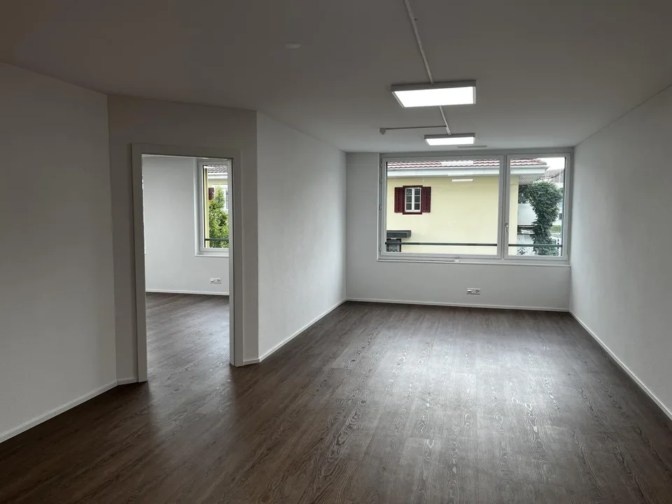 Helle Büro- oder Schulungsfläche – vielseitig nutzbar in Nottwil – Foto 9 von 13