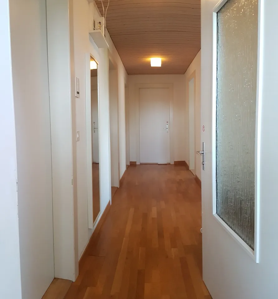 möbliertes Zimmer 5 Min vom Hauptbahnhof zu vermieten