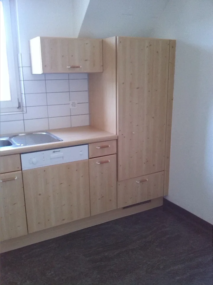 möbliertes Zimmer 5 Min vom Hauptbahnhof zu vermieten