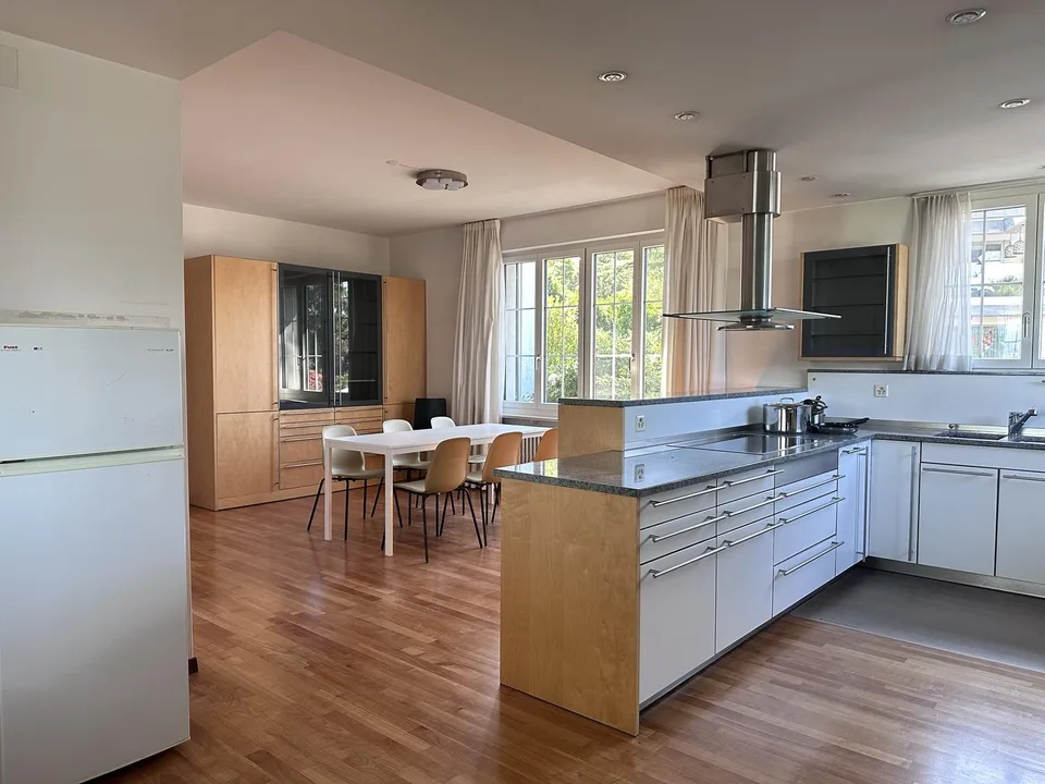 Marvelous lake view! Furnished single rooms in a shared Villa in Horgen ZH!