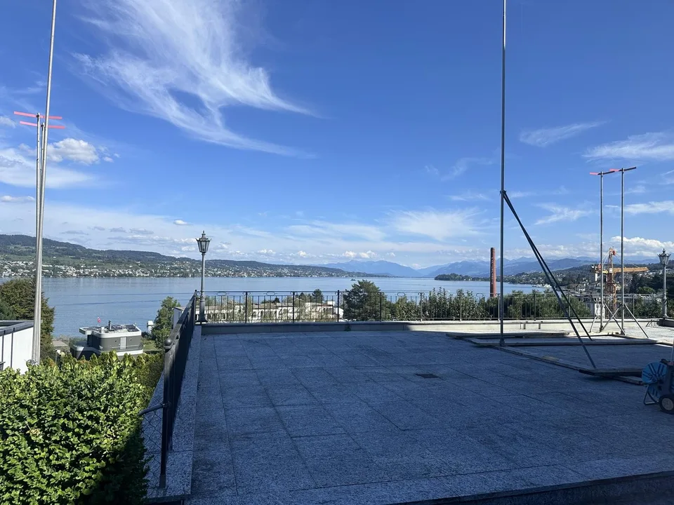 Marvelous lake view! Furnished single rooms in a shared Villa in Horgen ZH!