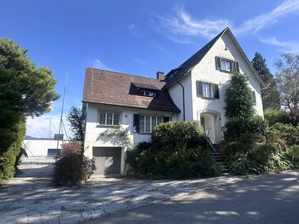 Marvelous lake view! Furnished single rooms in a shared Villa in Horgen ZH!
