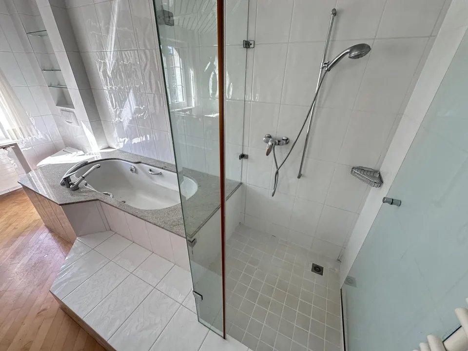 Marvelous lake view! Furnished single rooms in a shared Villa in Horgen ZH!