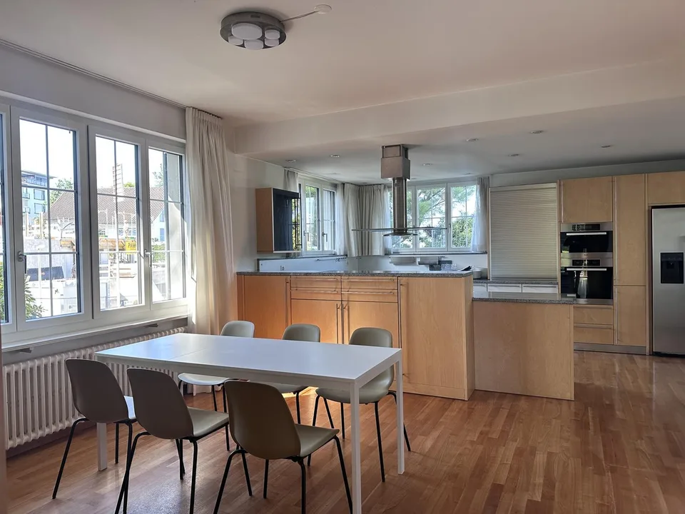 Marvelous lake view! Furnished single rooms in a shared Villa in Horgen ZH!