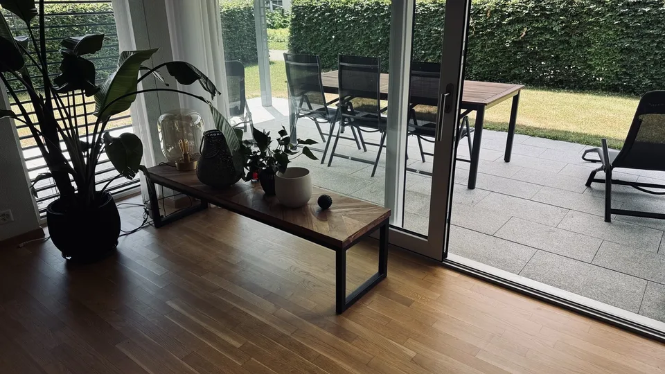 Zimmer mit Garten und eigenem Bad - nahe Schwerzenbach Bahnhof