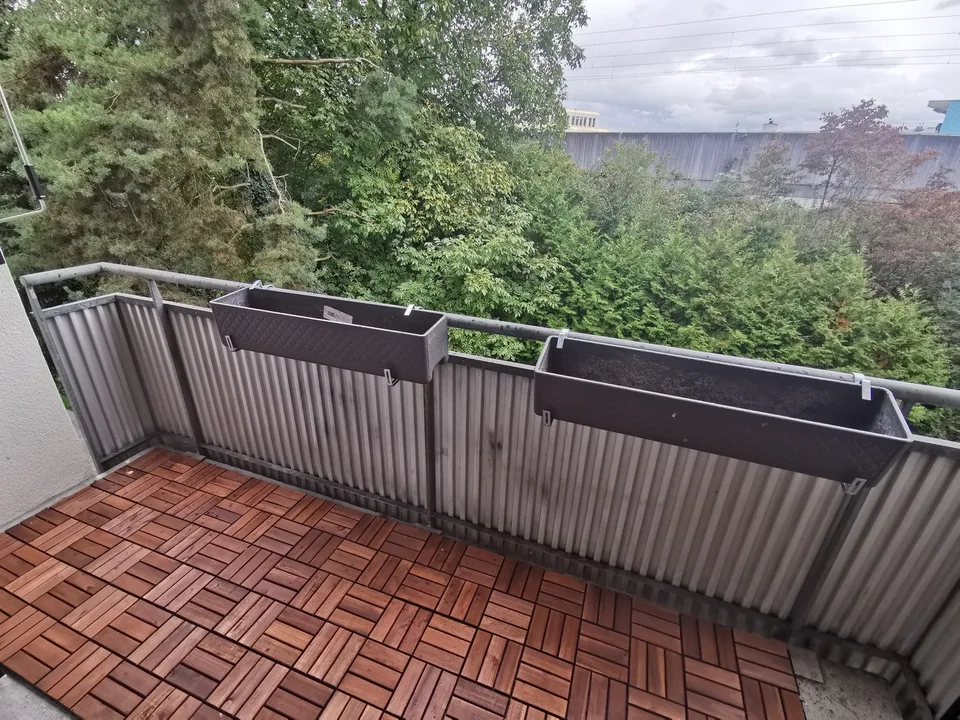Frisch sanierte und möblierte 3 Zimmerwohnung in Glattbrugg
