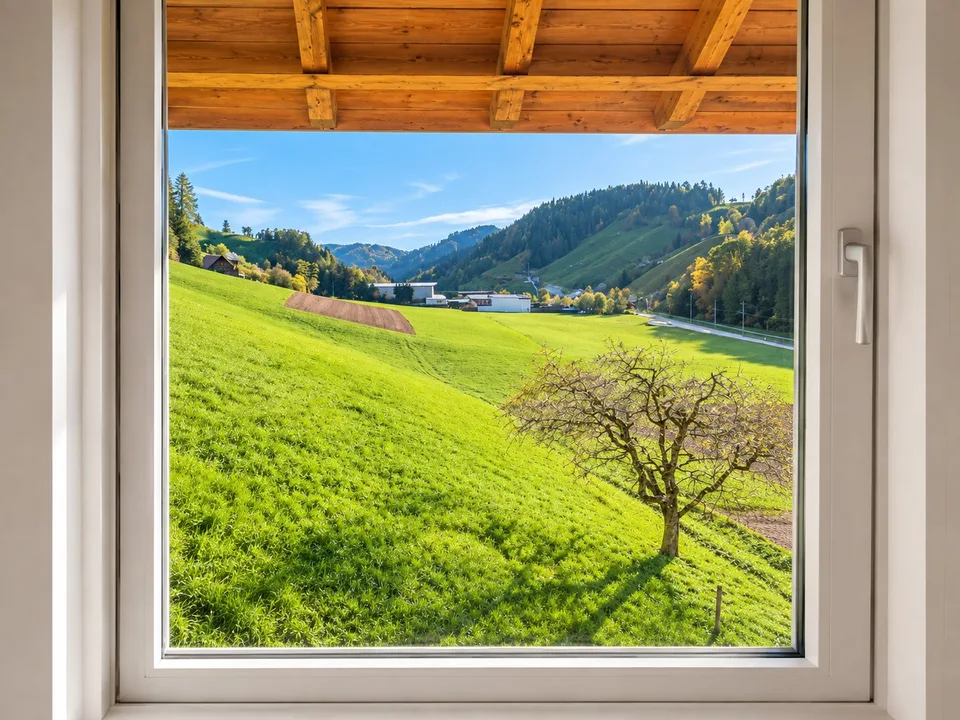 Erstbezug nach Totalsanierung – moderne 2.5-Zimmer-Wohnung mit Gartensitzplatz