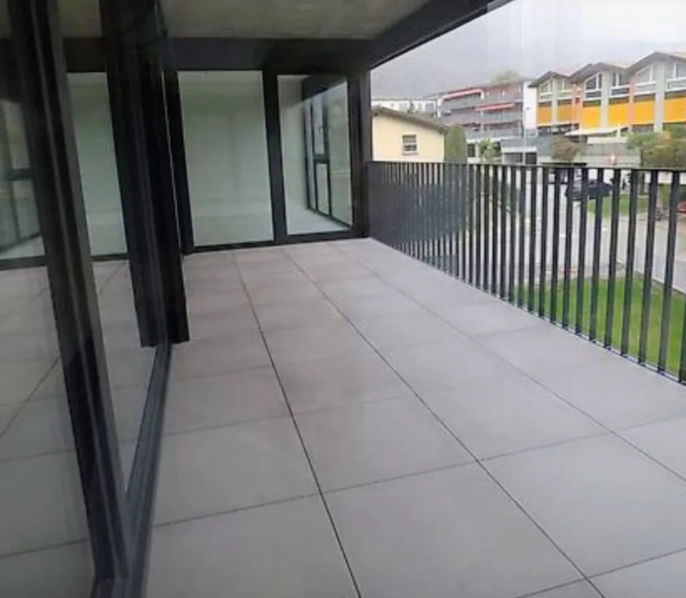 CERCASI SUBENTRANTE – Spazioso e moderno 4.5 locali con terrazza coperta – Serocca d'Agno
