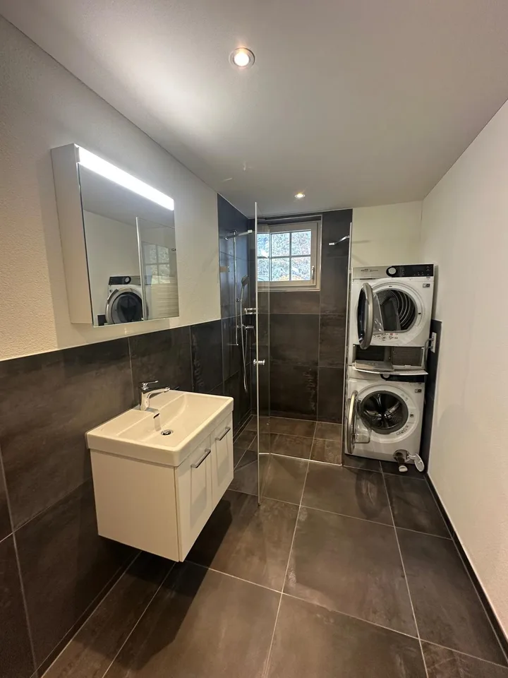 Nachmieter gesucht – moderne 3.5-Zimmer-Wohnung in Netstal