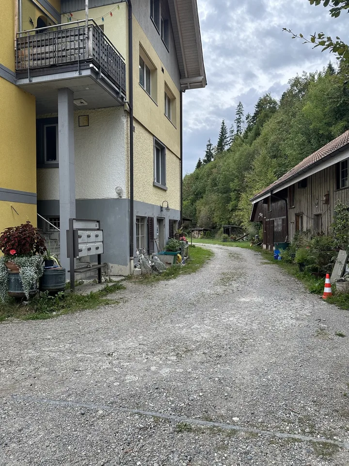 Charmant appartement 2.5 pièces au rez-de-chaussée à Turbenthal
