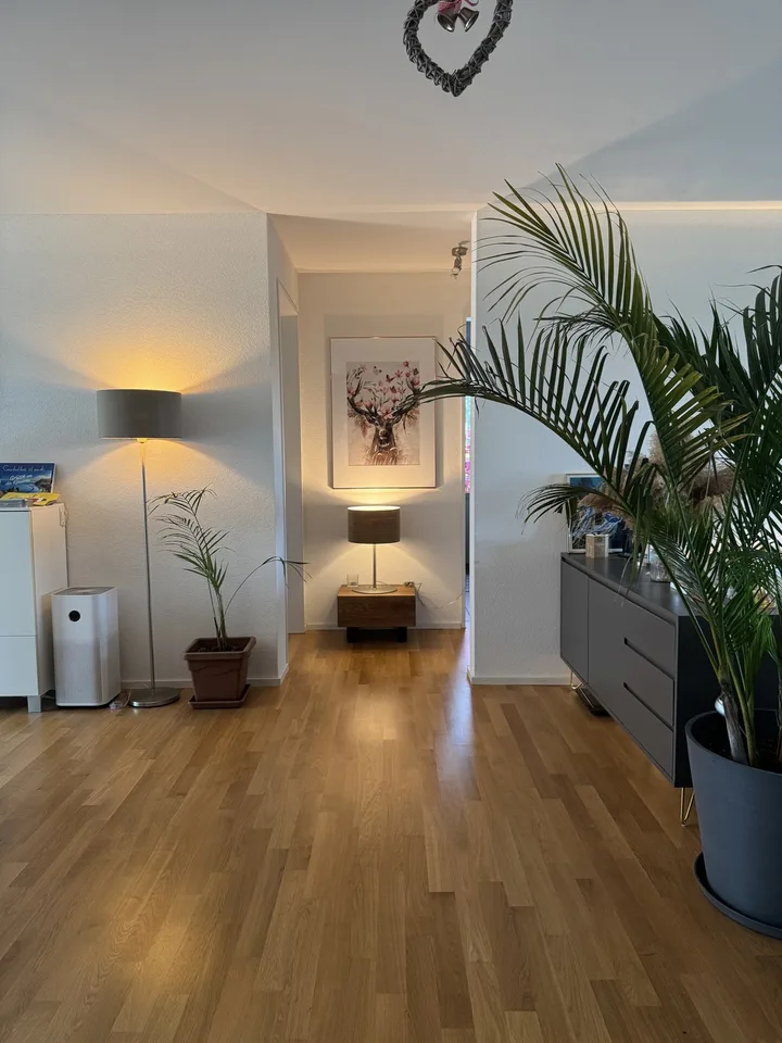 3.5-Zimmer-Wohnung mit 25 m² Balkon und Weitsicht - Nachmieter gesucht