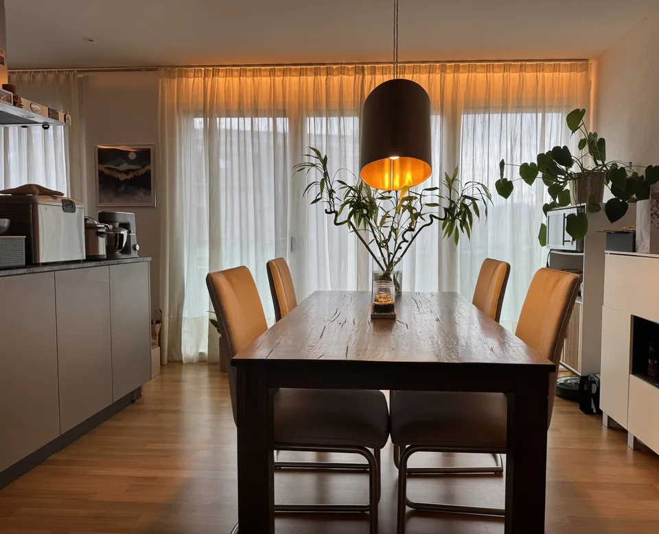 3.5-Zimmer-Wohnung mit 25 m² Balkon und Weitsicht - Nachmieter gesucht