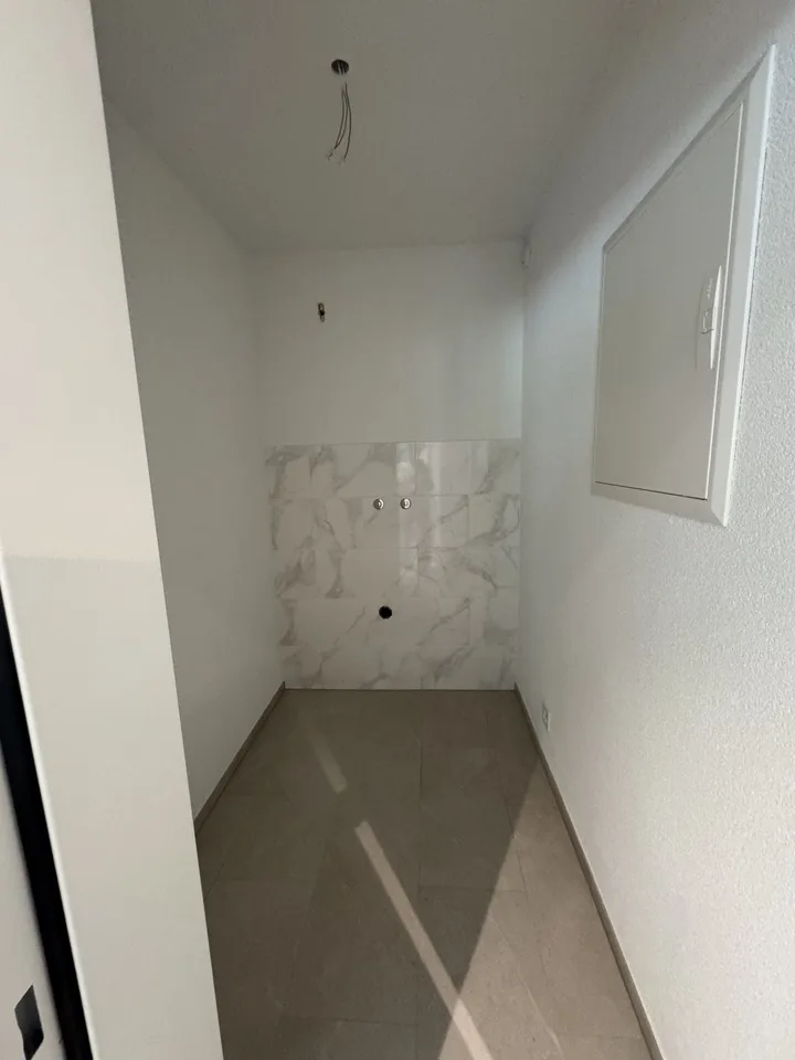 Beautiful brand new 3 1/2 with view to the Töss