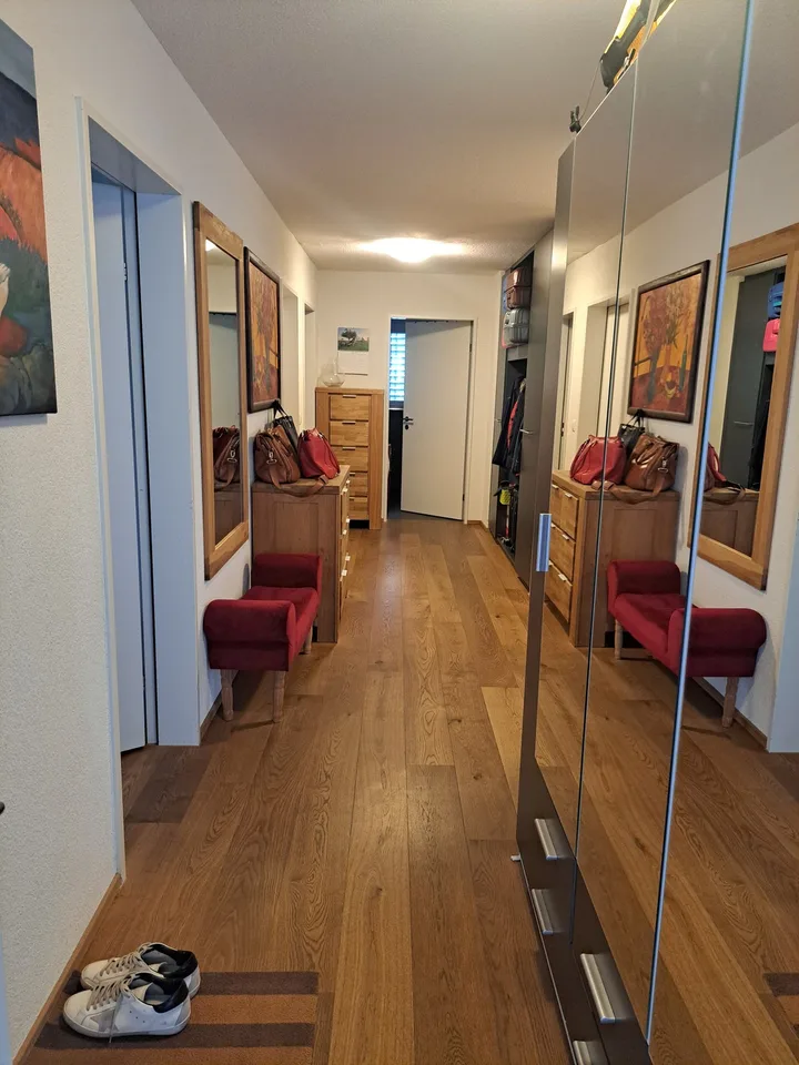 Moderne, teilmöblierte 4.5-Zimmer-Wohnung in Birmensdorf ZH zur befristeten Untermiete