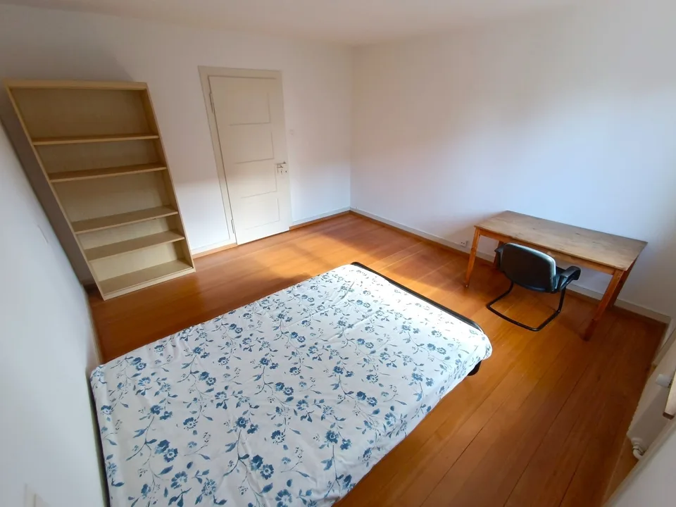 Bright, big and centric room in Kloten