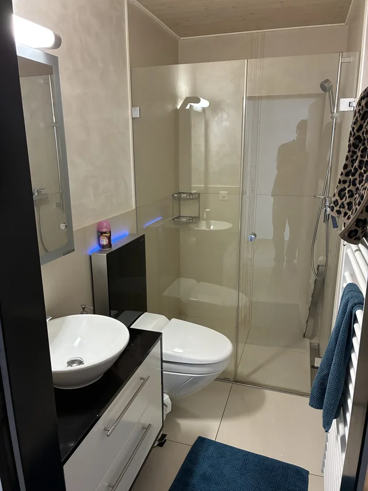 Grosses WG Zimmer in ruhiger Lage