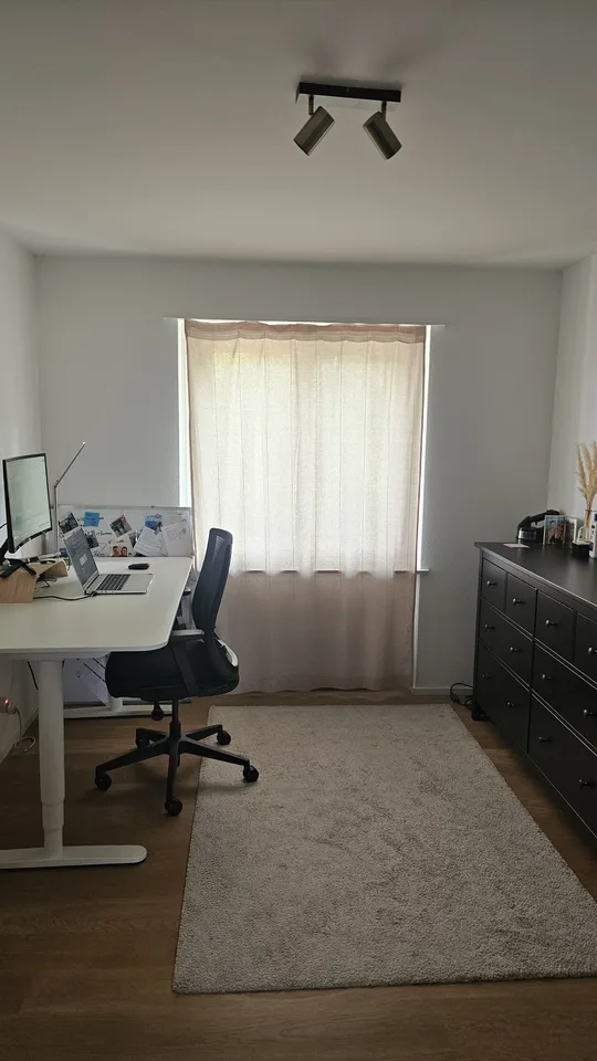 Temporary furnished 3 room apartment - November/Dezember