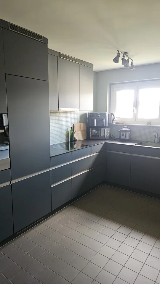 Temporary furnished 3 room apartment - November/Dezember