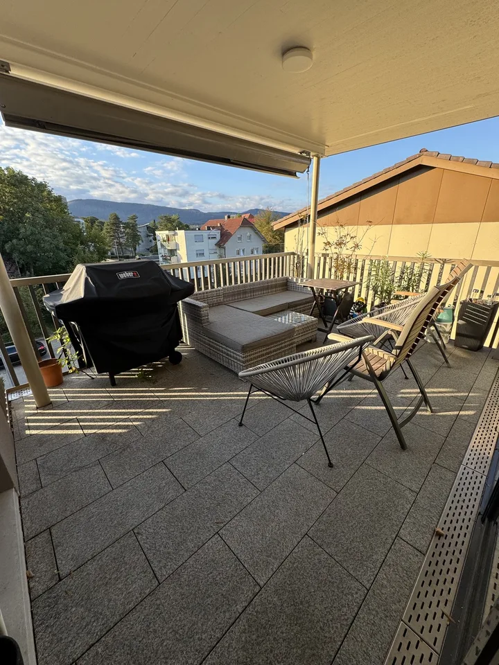 3.5 Zimmer Wohnung mit ca 6m Spitzdach