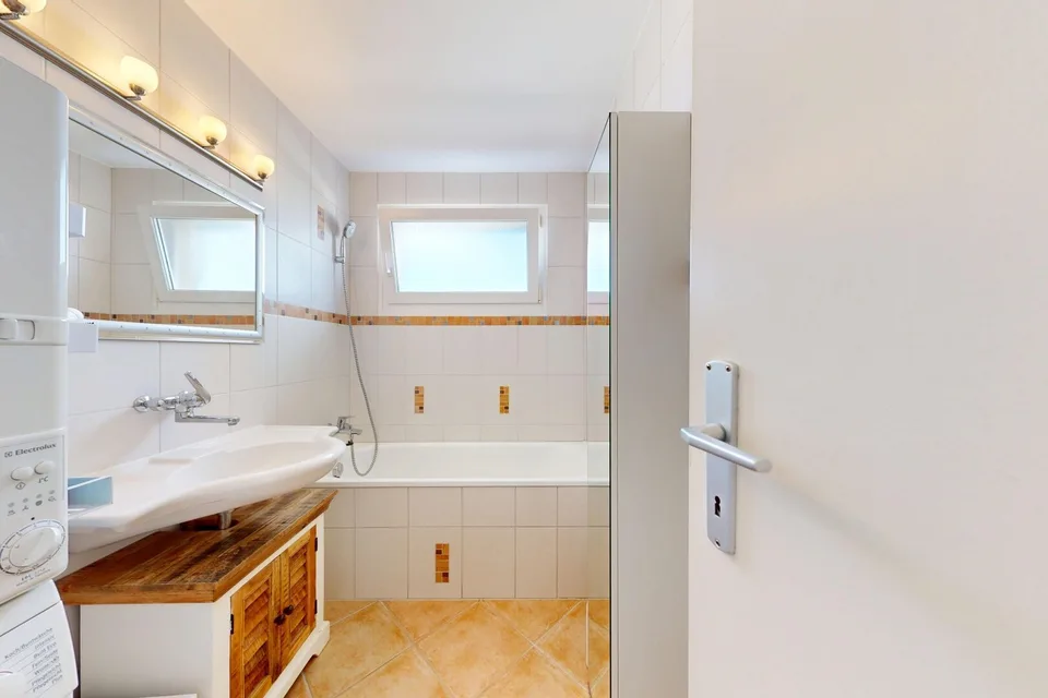 Grosszügige 2er-WG in 4½-Zimmern;1–2 private Zimmer möglich, Balkon & alles inklusive
