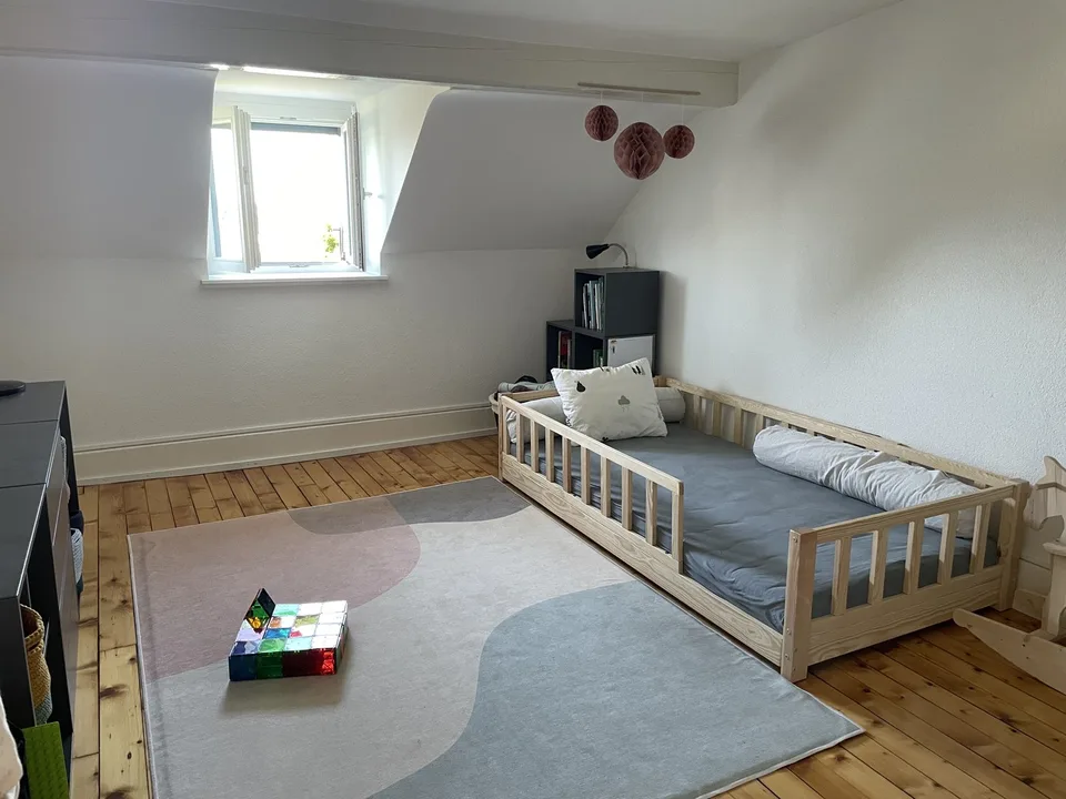Außergewöhnliche Lage: 5-Zimmer-Wohnung renoviert – Foto 4 von 10