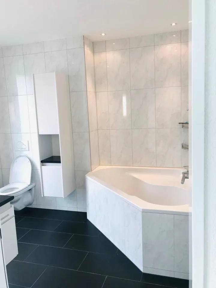 Moderne und luxuriöse 3.5-Zimmer-Wohnung im Glattpark