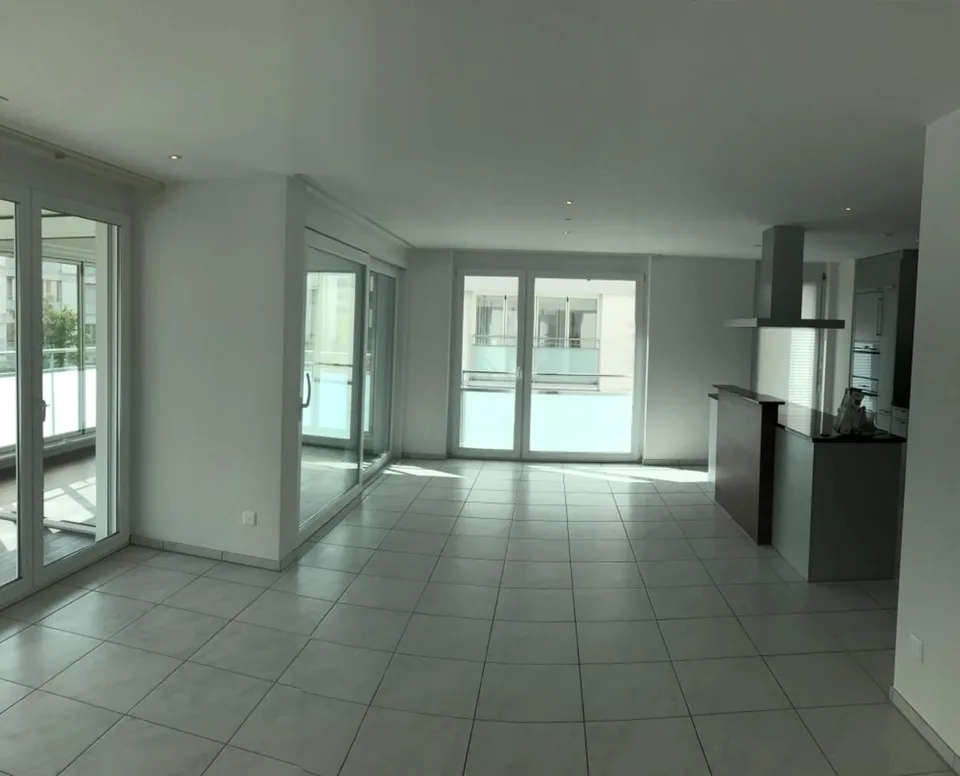 Moderne und luxuriöse 3.5-Zimmer-Wohnung im Glattpark