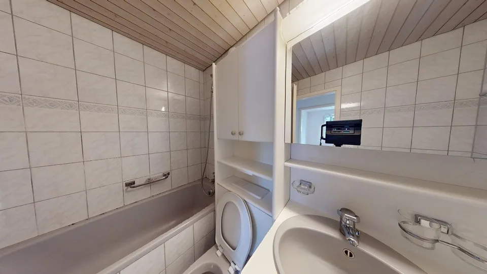 Helle 3-Zimmer-Wohnung im 2. OG ruhig wohnen in Uetikon am See | BEFRISTET
