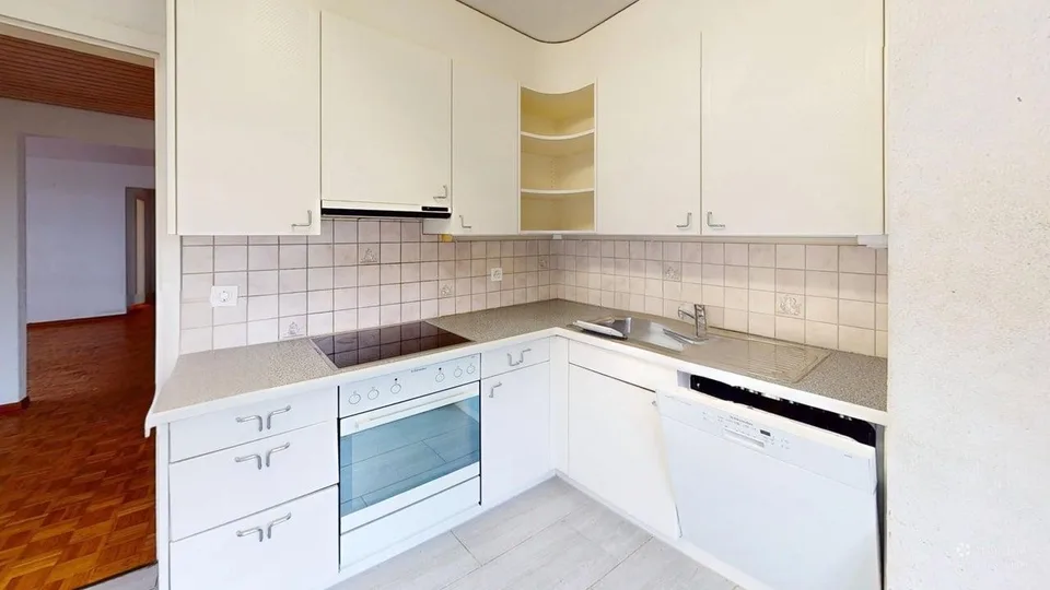 Helle 3-Zimmer-Wohnung im 2. OG ruhig wohnen in Uetikon am See | BEFRISTET