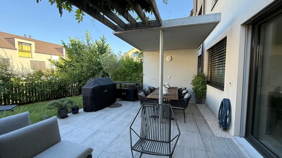 Wunderschönes 5.5-Zimmer-Familienhaus | ca. 240 m² | Garten | 10 Min. von Zug