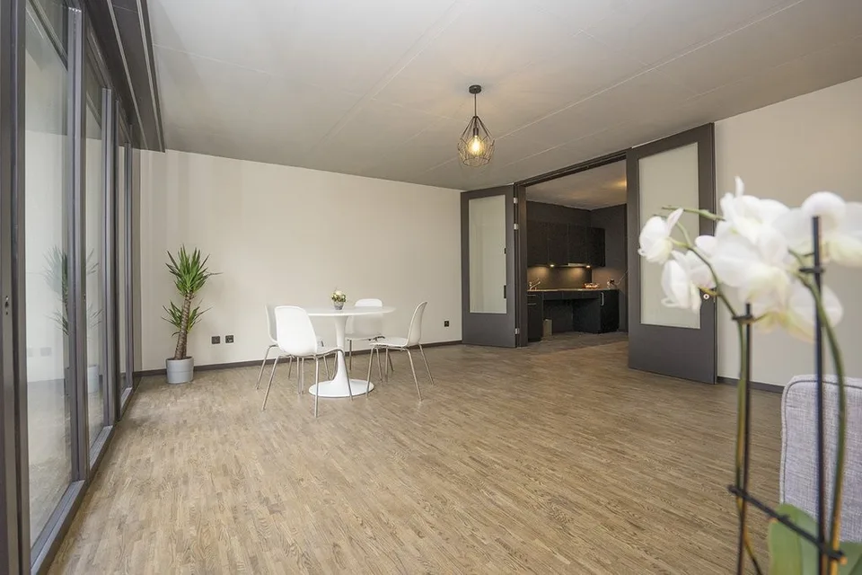 Moderne 2.5-Zimmerwohnung in der Nähe Tiefenau – Foto 5 von 11