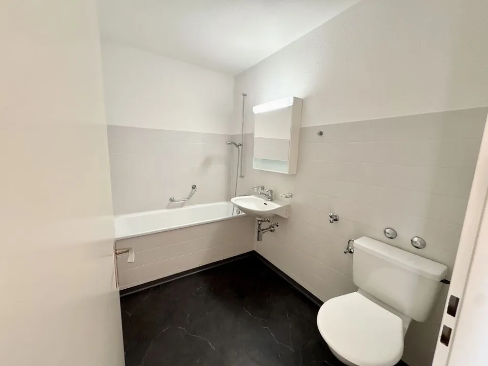 Stilvolle 4.5 Zimmer-Wohnung nähe Autobahneinfahrt - Gallusmarkt – Foto 3 von 11