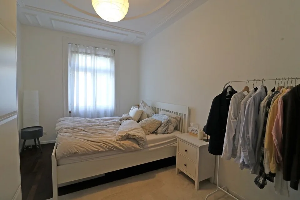 Grosszügige 3.5 Zimmer Wohnung mit Balkon an zentraler Lage