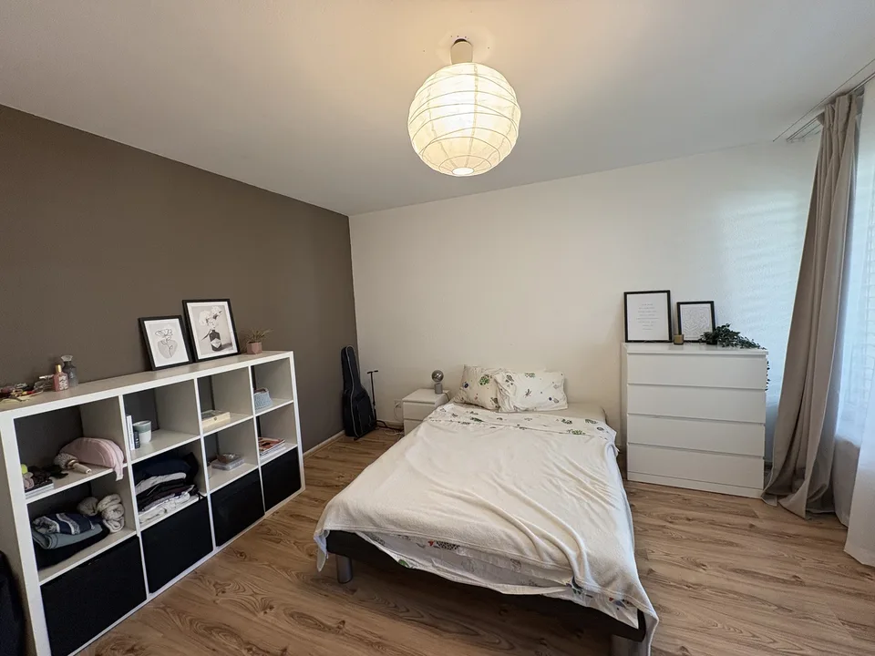 Chambre de colocation avec balcon