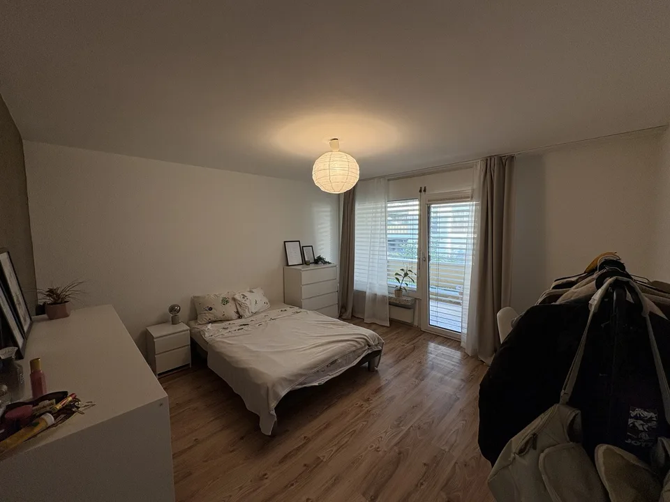 Chambre de colocation avec balcon