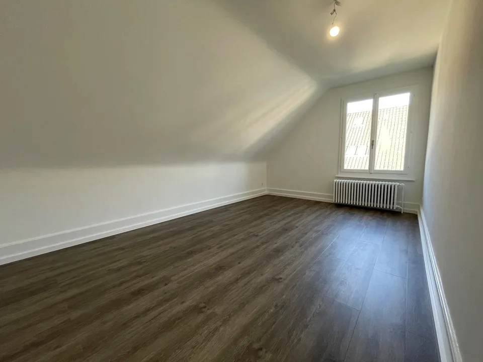 2.5-room apartment in prime location in Spreitenbach