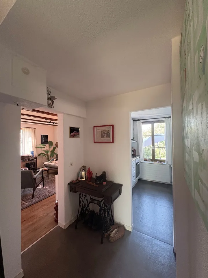 Möblierte 2-Zimmer-Wohnung (möbliert) an ruhiger Lage an der Emme befristet zu vermieten