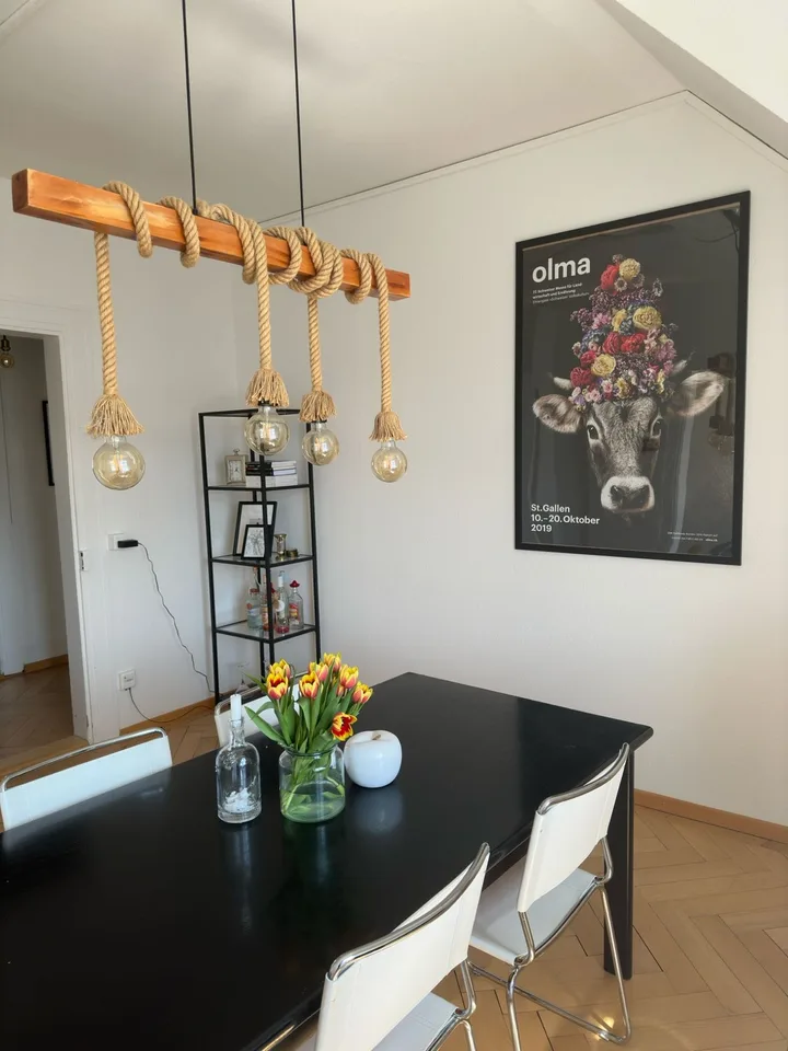Wunderschöne 4.5-Zimmer-Altbauwohnung mit Balkon & Säntisblick