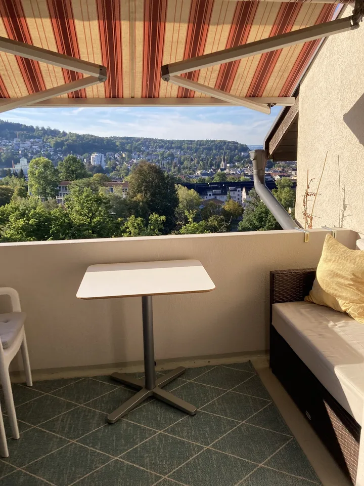Möblierte 3-Zimmer-Wohnung in Luzern Parkplatz inbegriffen