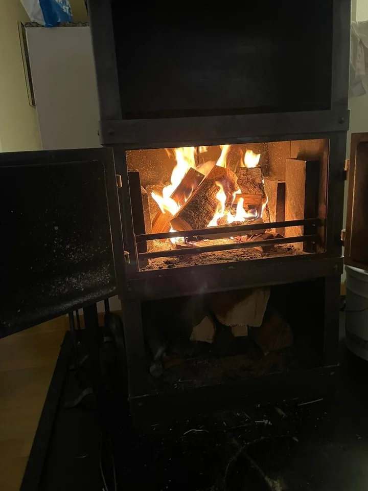 Grosse 3.5 Zimmer Wohnung, Zwei Geschosse